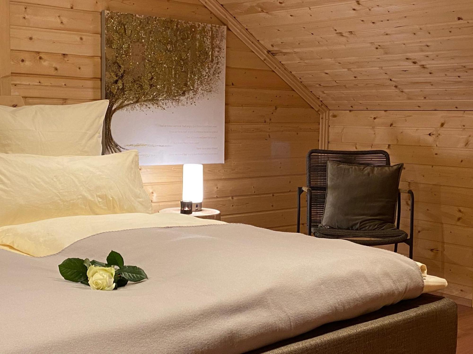 Holzhaus Onkel Fritz Mit Sauna Und Whirlwanne Esch  Dış mekan fotoğraf